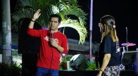 Staf Khusus Menteri Hukum dan HAM RI, Bane Raja Manalu memotivasi para seniman Siantar agar lebih produktif dalam berkarya