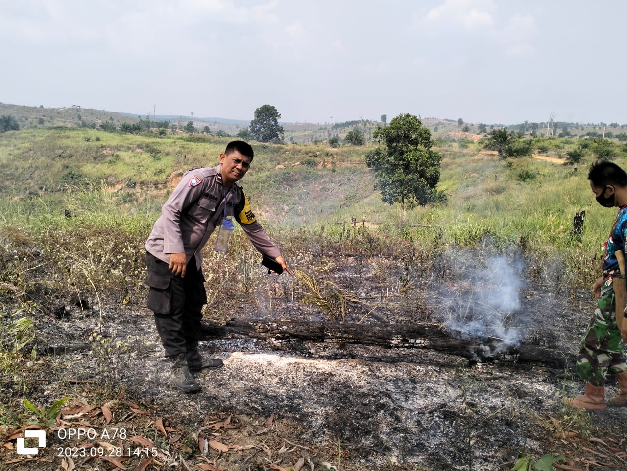 5 Hektare Lahan Semak Belukar di Huristak Terbakar