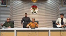 KPK Gelar konferensi pers penetapan tersangka Ketua KPK Firli Bahuri oleh Polda Metro Jayadi di gedung Merah Putih KPK, Jakarta Selatan , Kamis (23/11/2023).