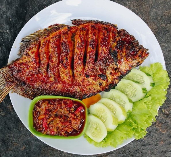 Ikan Nila Bakar