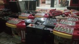 Tim Jatanras Direktorat (Dit) Reskrimum Polda Sumut menemukan gudang penyimpanan berbagai jenis mesin judi di wilayah Kecamatan Hamparan Perak, Tandem, Binjai, Sabtu (2/11) malam. (Foto: Dokumentasi Polda Sumut)