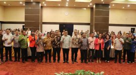 Dinas Koperasi UKM Provinsi Sumatera Utara mendukung program Makan Siang Bergizi di Sekolah. Hal itu diungkapkan dalam forum Rapat Koordinasi Sinergitas dan Kolaborasi antara pemerintah pusat, provinsi, dan kabupaten/kota. Acara yang berlangsung di Hotel Grand Antares, Medan, Kamis (14/11/2024) kemarin. (Foto: Dokumentasi Dinas Koperasi dan UKM Sumut) 