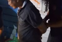 Tim Jatanras Direktorat (Dit) Reskrimum Polda Sumut kembali menangkap seorang DPO pelaku yang terlibat dalam kasus pembunuhan terhadap wanita Mutia Pratiwi alias Sela yang mayatnya dibuang di Jalan Jamin Ginting, Desa Doulu, Kecamatan Berastagi, Kabupaten Karo. (Foto: Dokumentasi Polda Sumut)