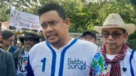 Calon Gubernur Sumatera Utara (Cagubsu) nomor urut 1 Bobby Nasution meminta Tim Hukum Pemenangan Bobby-Surya mencabut laporan terkait mobilnya dilempari selesai debat. (Foto: HO)