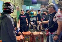 Tim gabungan Polres Pelabuhan Belawan, Jatanras dan Brimob Polda Sumut berhasil menggerebek lokasi perjudian jenis ding-dong di Kampung Kolam, Lingkungan IX, Kelurahan Belawan Bahagia, Kecamatan Medan Belawan, Kamis (5/12/2024) dini hari. (Foto: Dokumentasi Polda Sumut)