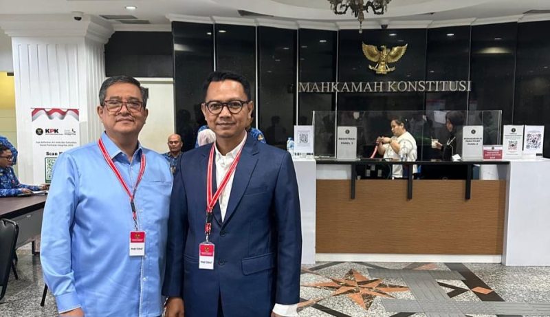 Tim Kuasa hukum Rico-Zaki, H Syarwani, SH dan Qodirun, SH