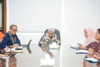 Kepala Perwakilan Kementerian Kependudukan dan Pembangunan Keluarga/Badan Kependudukan dan Keluarga Berencana Nasional (Kemendukbangga/BKKBN) Provinsi Sumatera Utara - Dr. Fatmawati, ST, M Eng didampingi oleh Yusrizal Batubara, SSos, MM dan tim melakukan audiensi bersama Wakil Gubernur Sumatera Utara (Wagubsu) H. Surya, B.Sc. (Foto: HO)