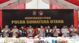 Kapolda Sumut Irjen Pol. Whisnu Hermawan Februanto, SIK, MH menyampaikan, ribuan kasus narkoba berhasil diungkap sejak awal tahun 2025. (Foto: Diva Suwanda)