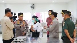 Kapolri Jendral Listyo Sigit saat berkunjung ke Polda Bali dalam rangka meninjau pembangunan SPPG di sana. (Foto: Ist)