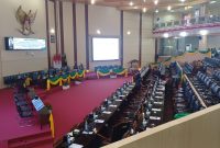 Penampakan ruang rapat DPRD Medan di pukul 10.00 WIB, Senin (7/6/2025) masih sepi. (Foto: Ist)