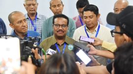 Rektor Unimed, Prof Dr Baharuddin, ST, M Pd saat menyampaikan bahwa pelaksanaan UTBK Mandiri berjalan lancar. (Foto: Diva Suwanda)