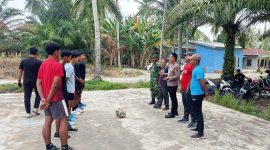 Kehadiran Forkopimcam ini menjadi suntikan motivasi bagi para atlet yang akan berlaga di ajang turnamen bola voli antar kecamatan Se-Kabupaten Sergai di Piala PBVSI Sergai. (Foto: Diva Suwanda)