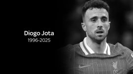 Striker Liverpool bernomor punggung 20 Diogo Jota
