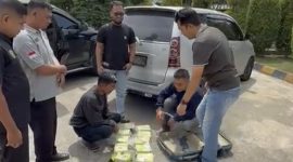 Direktorat Reserse Narkoba (Ditresnarkoba) Polda Sumut berhasil menggagalkan peredaran 10 kilogram sabu jaringan antarprovinsi yang dikendalikan dari Aceh dan akan dikirim ke Palembang. (Foto: Diva Suwanda)