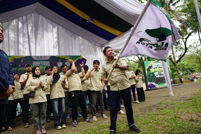 Pengurus Federasi Arung Jeram Indonesia (FAJI) Kota Medan periode 2025-2029, berkomitmen mencetak atlet profesional dan mempromosikan olahraga arung jeram agar semakin diminati masyarakat. (Foto: Diva Suwanda)