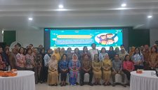 Bonivasius saat Rapat Evaluasi Peta Jalan Pembangunan Kependudukan di Kantor Bappedalitbang Sumut, Jalan Pangeran Diponegoro, Medan, Selasa (28/10). (Foto: Diva Suwanda)