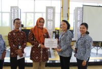Upaya penguatan pelaksanaan Program Bangga Kencana di Kabupaten Tapanuli Tengah terus didorong melalui pembinaan langsung oleh Kepala Perwakilan (Kaper) BKKBN Provinsi Sumatera Utara, Dr Fatmawati, ST, M Eng. (Foto: Diva Suwanda)