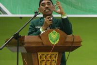 Majelis Kehormatan Dewan (MKD) Dewan Perwakilan Rakyat Republik Indonesia (DPR RI) diminta untuk segera menindaklanjuti dan menyidangkan kasus dugaan Kekerasan Dalam Rumah Tangga (KDRT) terhadap mantan istri dan pelanggaran kode etik yang dilakukan Anggota DPR RI dari Fraksi Nasdem RHB.