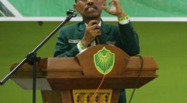 Majelis Kehormatan Dewan (MKD) Dewan Perwakilan Rakyat Republik Indonesia (DPR RI) diminta untuk segera menindaklanjuti dan menyidangkan kasus dugaan Kekerasan Dalam Rumah Tangga (KDRT) terhadap mantan istri dan pelanggaran kode etik yang dilakukan Anggota DPR RI dari Fraksi Nasdem RHB.