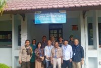 Rektor Unimed, Prof. Dr. Baharuddin, ST, M.Pd., saat meninjau langsung pelaksanaan hari pertama, menyampaikan bahwa ujian berlangsung selama 10 hari, mulai 21 April hingga 30 April 2026. (Foto: Diva Suwanda)