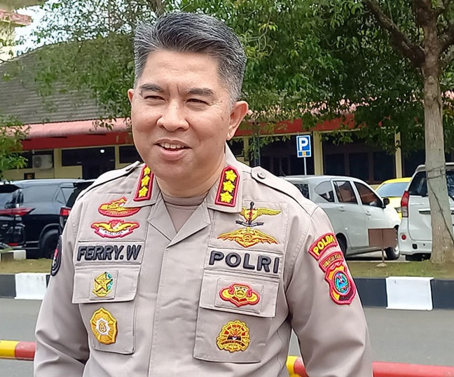 Kabid Humas Poldasu Kombes Pol Ferry Walintukan