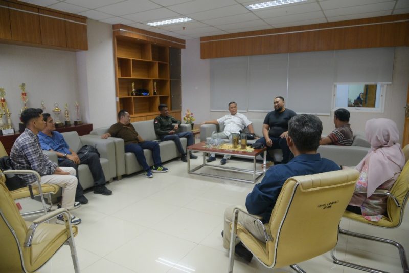 Evaluasi kegiatan FMIPA Unimed bersama UKM KP Unimex sekaitan pelaksanaan PKKMB 2026. (Foto: Dok)